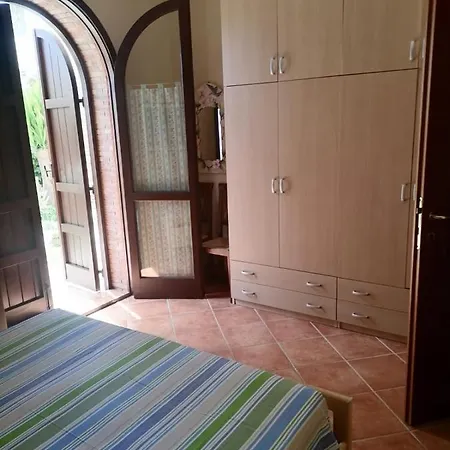 Splendida Ed Accogliente A * Fontane Bianche